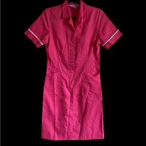 Alexandra Scotland vintage hot pink workwear for waitress or nurse EUC